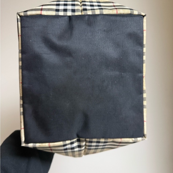 Burberry nova check Women's Handbag - Picture 4 of 9